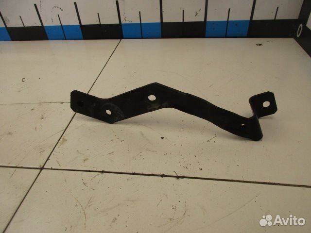 Кронштейн радиатора Volvo FM13 FH13