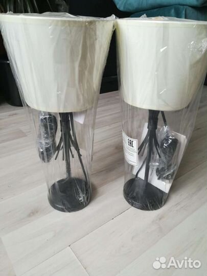 Лампа настольная