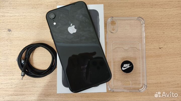 iPhone Xr, 64 ГБ