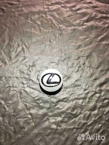 Заглушка (центральная) диска Lexus (новая ориг.)