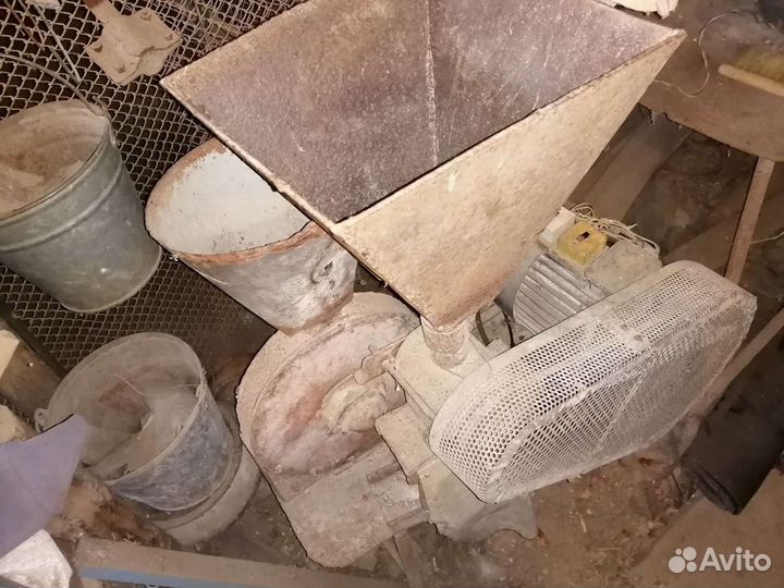 Крупорушка, лущелка кукурузы, электротерка