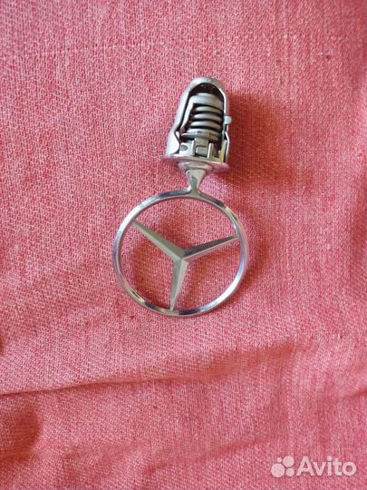 Эмблема на капот И багажник Mercedes