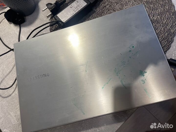 Ноутбук samsung np300v5a