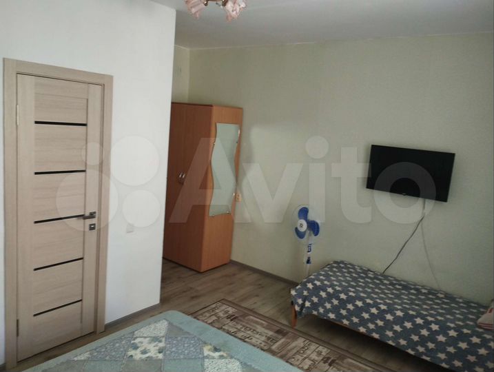 Комната 50 м², 1/2 эт.