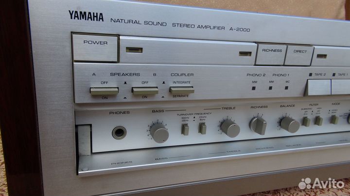 Усилитель Yamaha A-2000