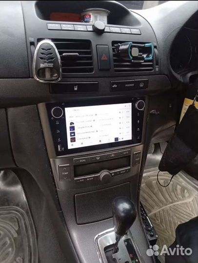 Toyota avensis android штатная магнитола Teyes