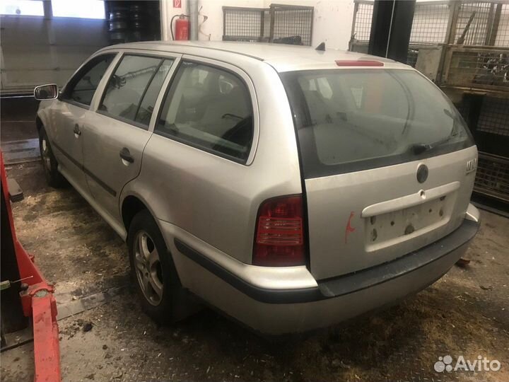 Разбор на запчасти Skoda Octavia Tour 1996-2000