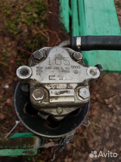 Насос гура Volkswagen Passat Б5 1.6 AHL -98г