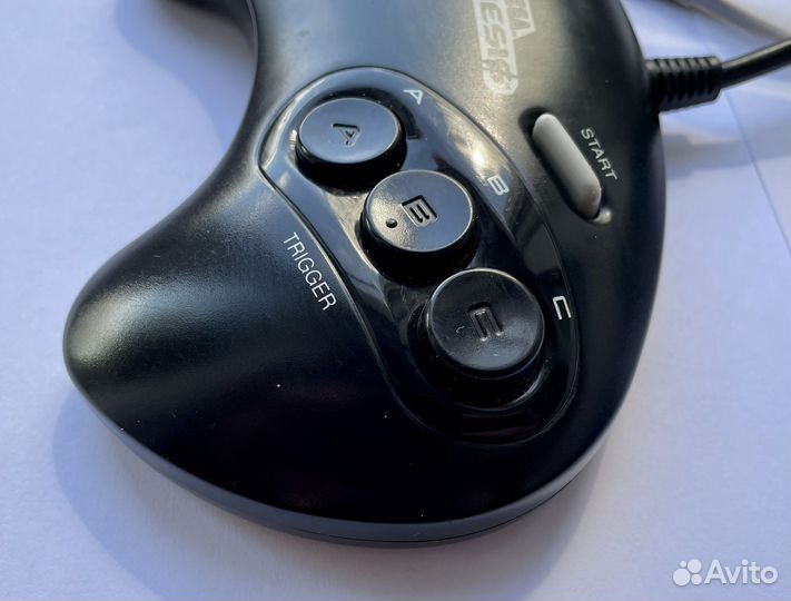 Оригинальный геймпад Sega 1650