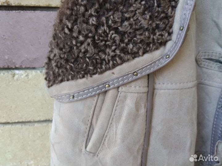Шуба, дублёнка, пальто кожаное из овечьей шерсти