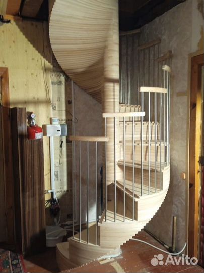 Лестница в дом, до 9 метров в высоту