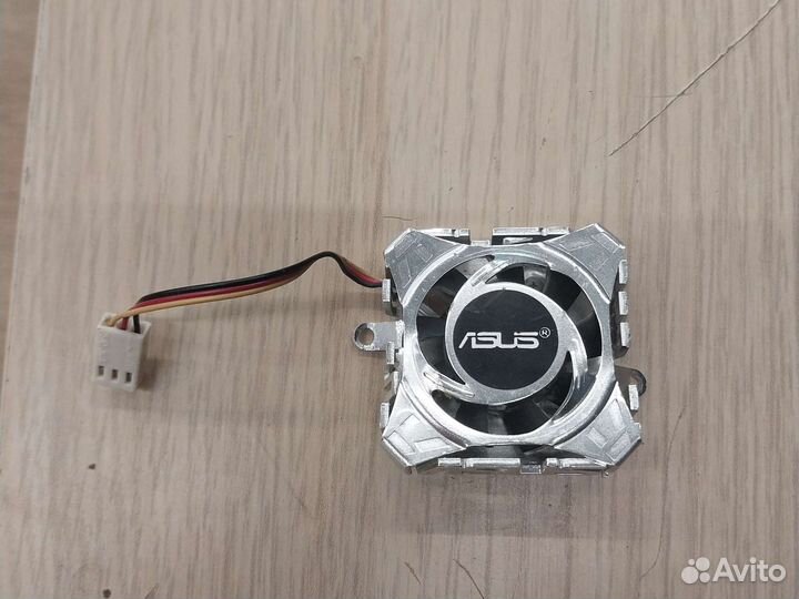 Охлаждение на материнскую плату nForce4