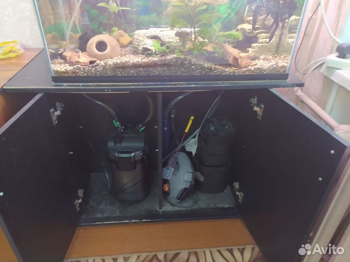 Аквариум на 120 л в отличном рабочем состоянии, со