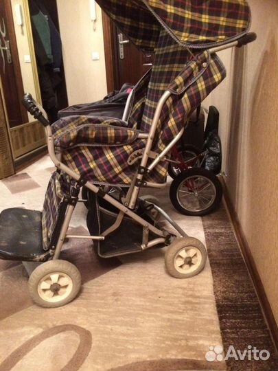 Коляска для детей с дцп