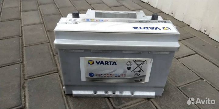 Аккумулятор автомобильный бу Varta 77 Ah