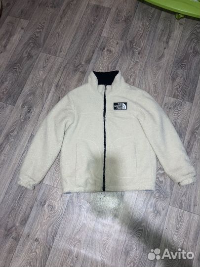 Продам куртку