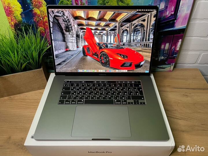 Macbook pro 16 2021 i7/16gb/500gb/ 6ядер
