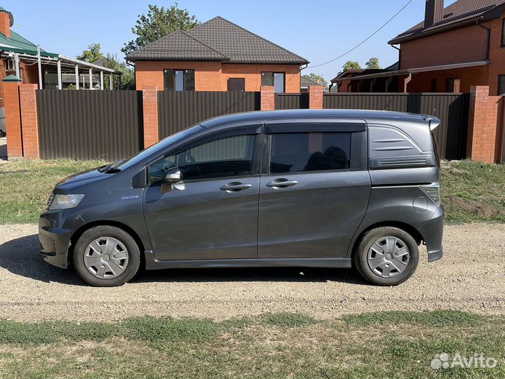 Honda Freed 1.5 CVT, 2012, 101 761 км