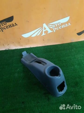 Консоль между сидений Hyundai Accent 2008