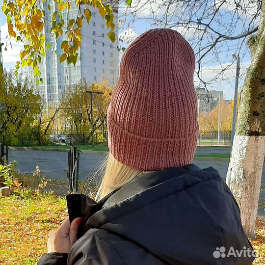 Шапка из кардного мериноса