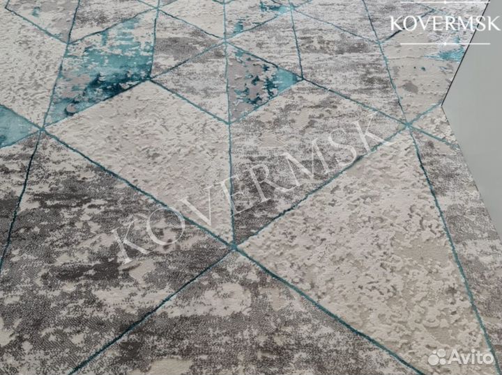 Ковер новый