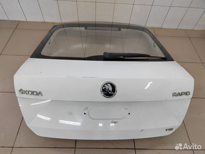 Крышка багажника в сборе Skoda Rapid 1