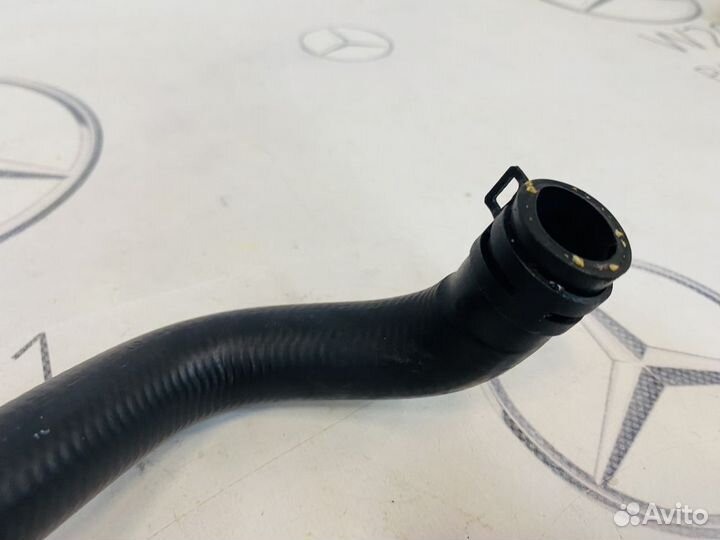 Патрубок отопителя Mercedes W204