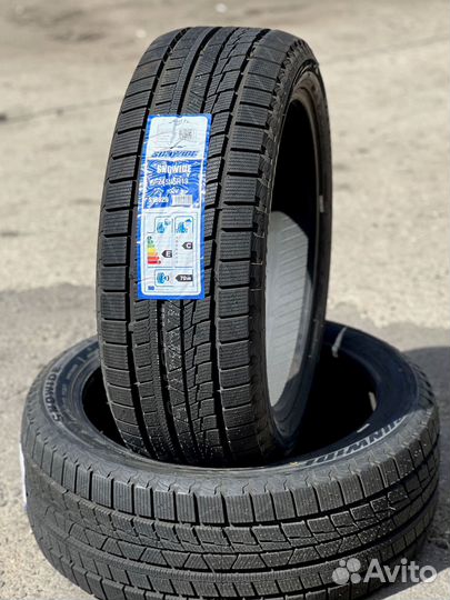 Sunwide Snowide 235/45 R17 82T