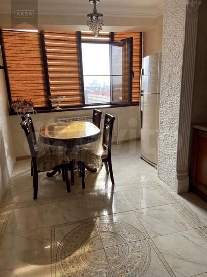 3-к. квартира, 80 м², 9/9 эт.