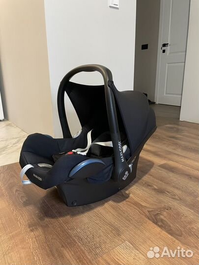 Детское автокресло от 0 maxi cosi