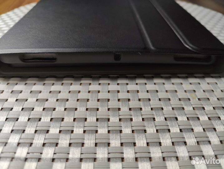 Клавиатура и чехол для iPad air 2