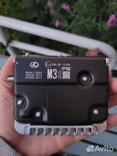 Камера в лобовое стекло Toyota Lexus