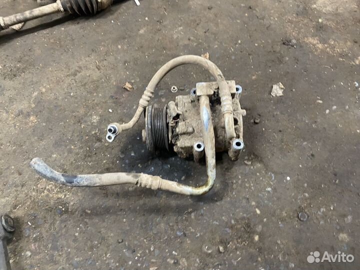 Компрессор кондиционера Ford fusion
