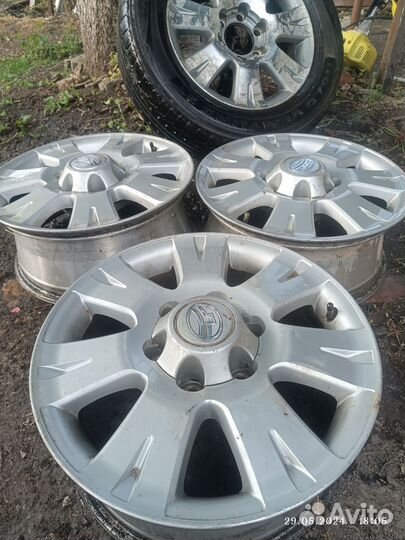 Диски r17 на hover