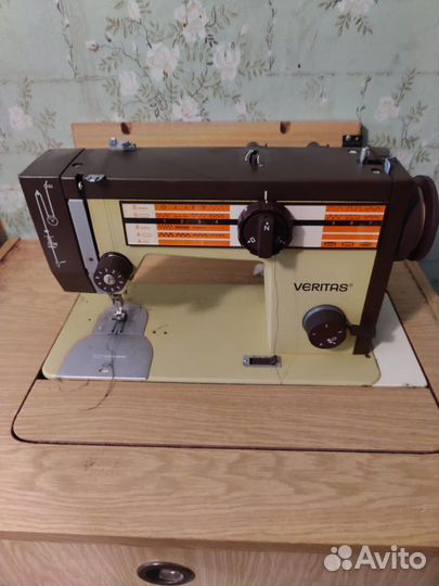 Швейная машина Veritas