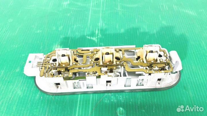 Плафон подсветки салона Renault Megane 2 универсал