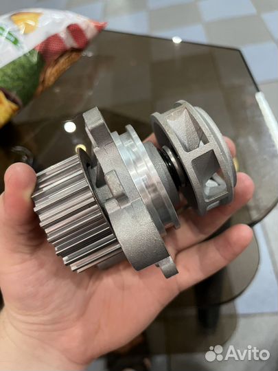 Водяной насос помпа audi a3