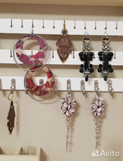 Бижутерия: серьги, браслеты, ожерелье, сотуар