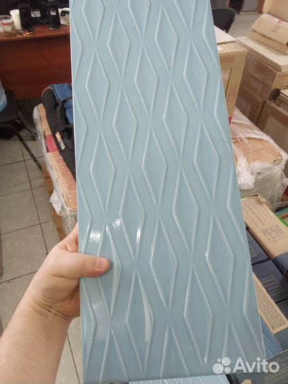 Настенная голубая рельефная плитка 20х60