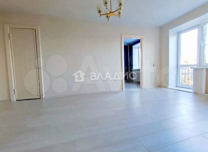 2-к. квартира, 42 м², 3/5 эт.