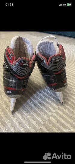 Хоккейные вратарские коньки bauer