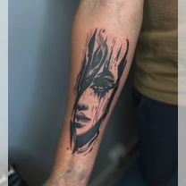 Өкше киген әдемі әйелдердің порносы