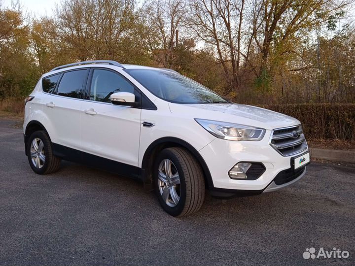 Ford Kuga 2.5 AT, 2017, 93 000 км