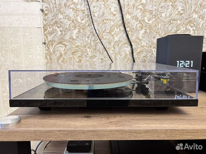 Проигрыватель винила Rega Planar Tree (P3) Exact