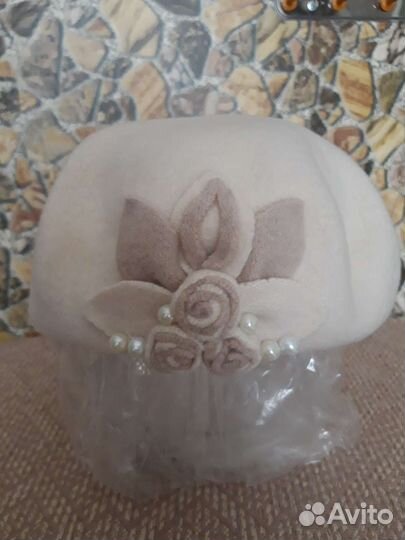 Берет женский