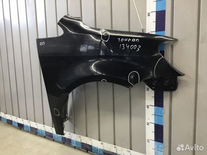Крыло переднее правое VW Touran 2010-2016