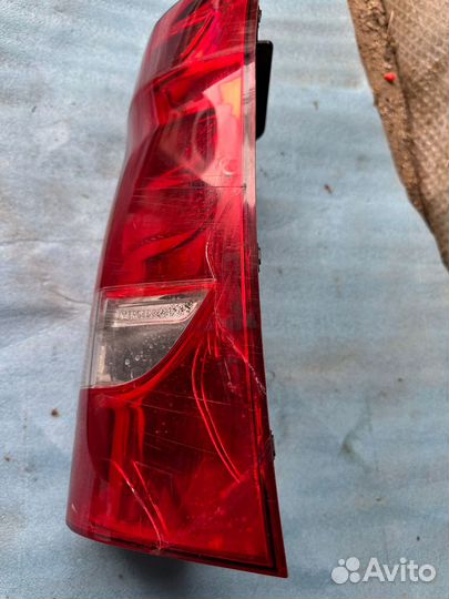 Задний правый фонарь Mercedes vito w447