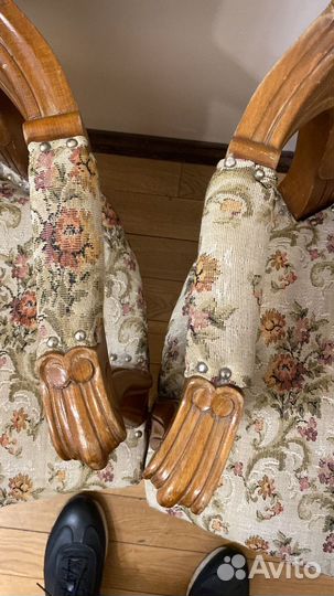 Кресло и стул