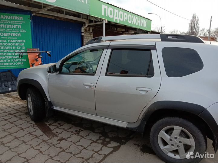 Накладки на крылья Рено Дастер,расширители арок