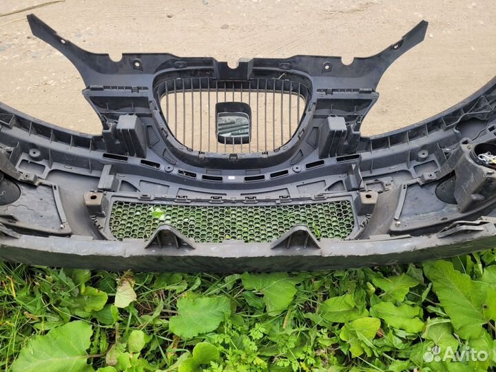 Бампер Seat toledo